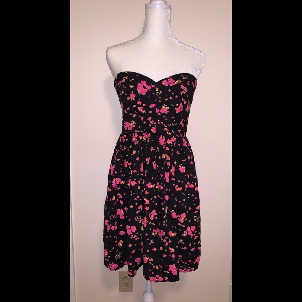 Victoria’s Secret Fit & Flare Dress, Black, Size 6